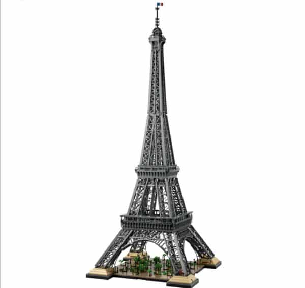 Eiffel Tower Lego | £444 cash alternative 